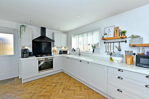 Kitchen/Dining Ro...