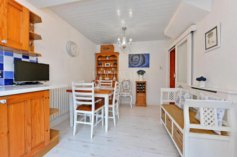 Kitchen/Dining Ro...