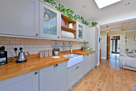 Open Plan Living/...