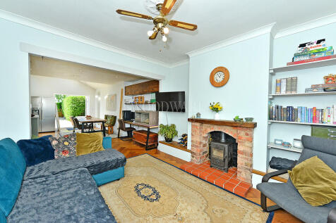 Open Plan Living/...