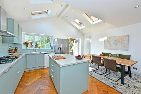 Open Plan Living/...