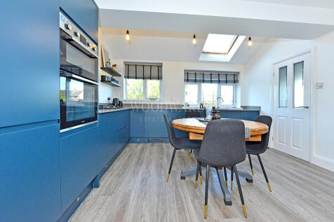 Open Plan Living/...