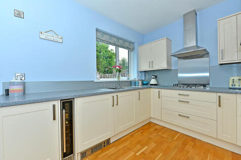 Kitchen/Dining Ro...