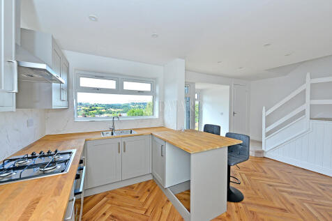 Kitchen/Dining Ro...
