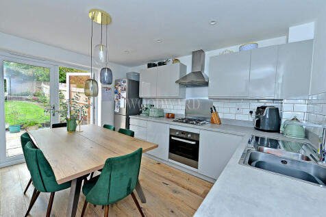 Kitchen/Dining Ro...