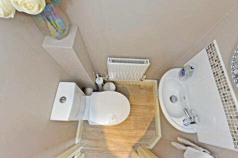 Cloakroom/WC