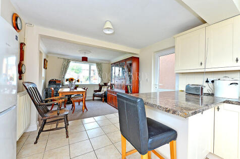 Kitchen/Dining Ro...