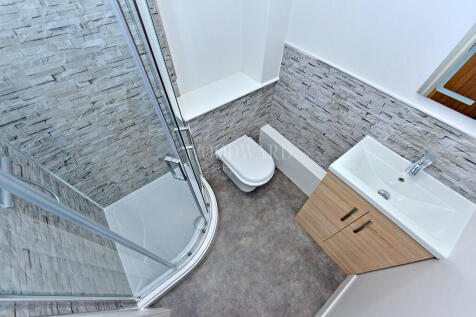 En-Suite/WC 1