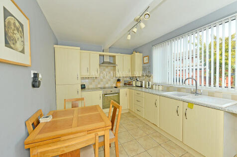 Kitchen/Dining Ro...