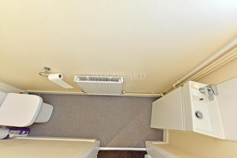Cloakroom/WC