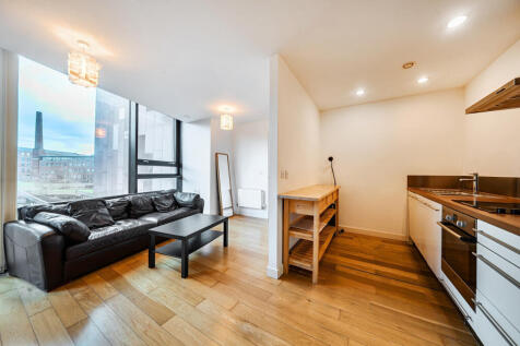 1381707-5-6915bd5...