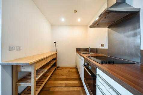 1381707-6-6915bd5...