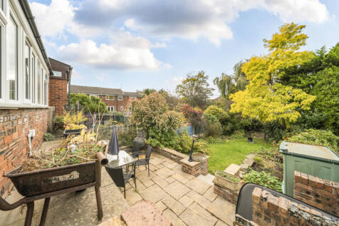 1358574-9-68e4eb8...