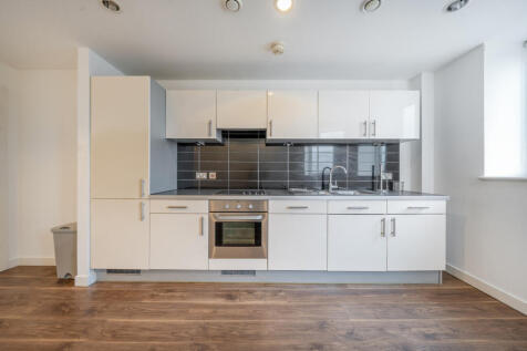 1364394-3-68e8dea...