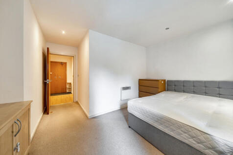 1364515-3-68e8fd3...