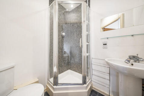 1364515-8-68e8fdc...