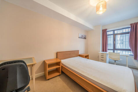 1364514-5-68e8edd...