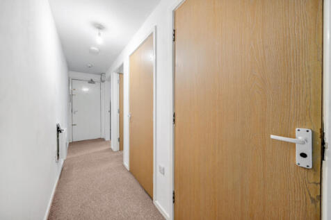 1361837-5-68e3aa3...