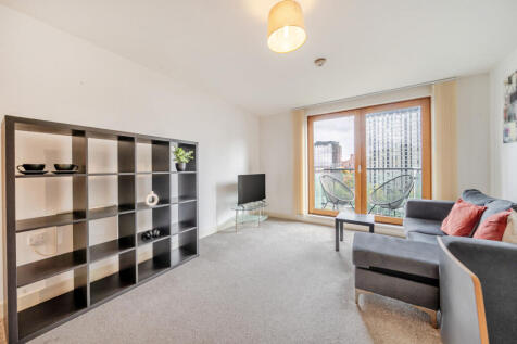 1371225-5-68fb7ae...