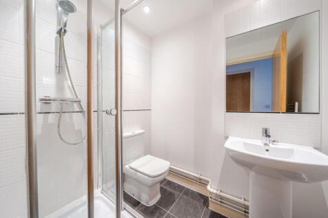 1373325-8-690dee2...