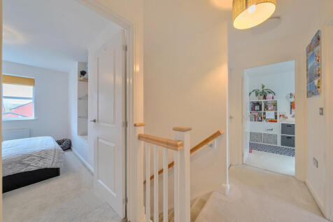 1383614-16-692470...