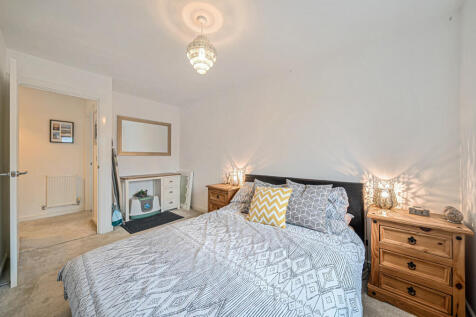 1383614-15-692470...