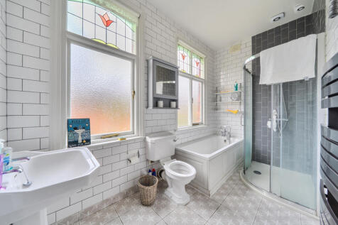 1383181-1-691c498...