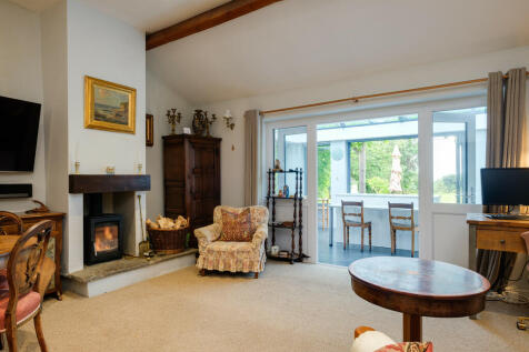 Harvest Cottage L...