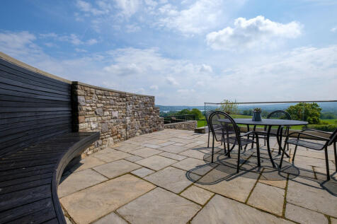 Patio &amp; Seati...