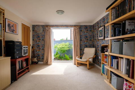 5MoorlayCrescent_...