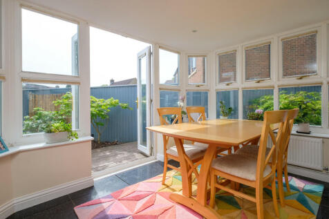 5MoorlayCrescent_...