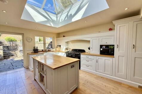 Kitchen/Dining Ro...