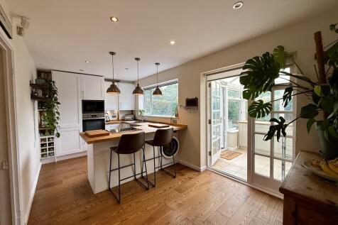 Kitchen/Dining Ro...
