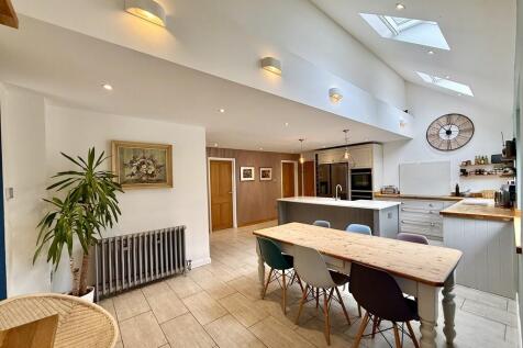 Kitchen/Family/Di...