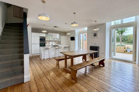 Kitchen and Dinin...
