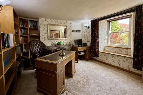 Sitting Room/Snug