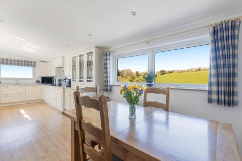 Kitchen Breakfast Room