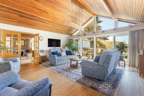 Sitting Room to Snug