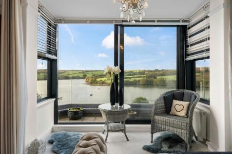 Main Bedroom to Balcony