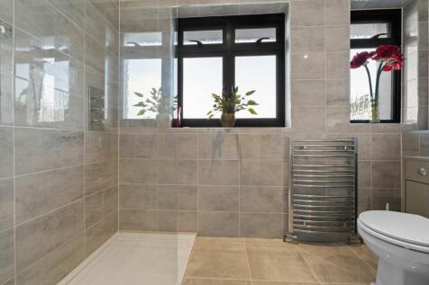 Family Shower Room