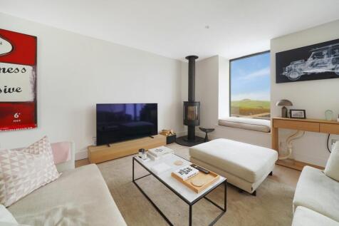 Living Area &amp; View