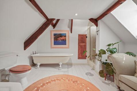 Top Floor Bathroom