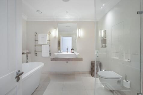 Bedroom 3 Bathroom