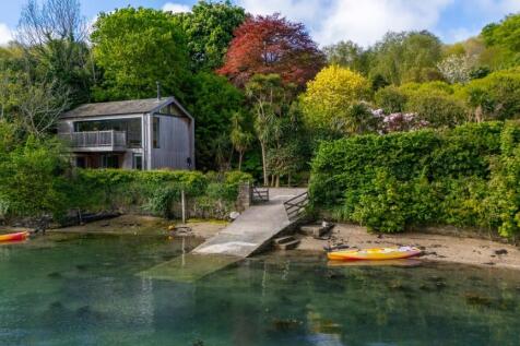 Boathouse &amp; Slipway