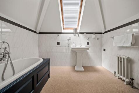 Top Floor En-Suite