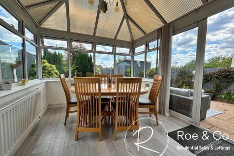 Garden room