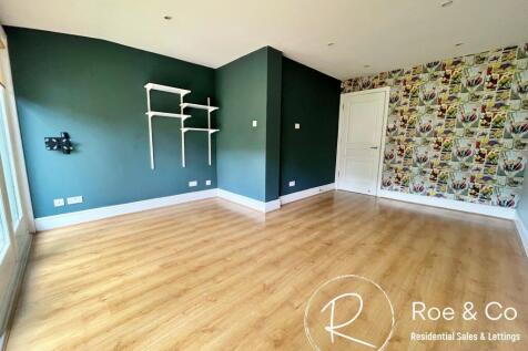 Games room/Sitting room