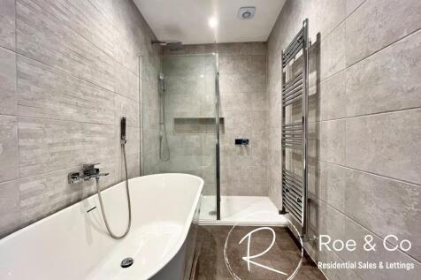 Master en-suite