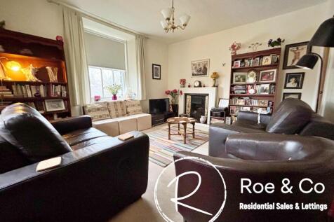 Bedroom/living room