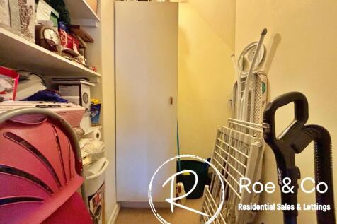Walk in wardrobe